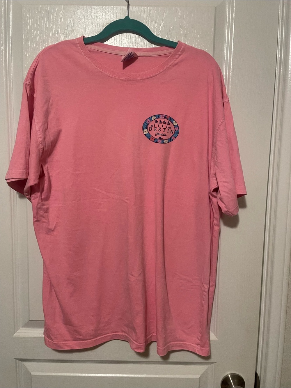 Source Unknown Pink Short-Sleeve Shirt with Small Destin Graphic